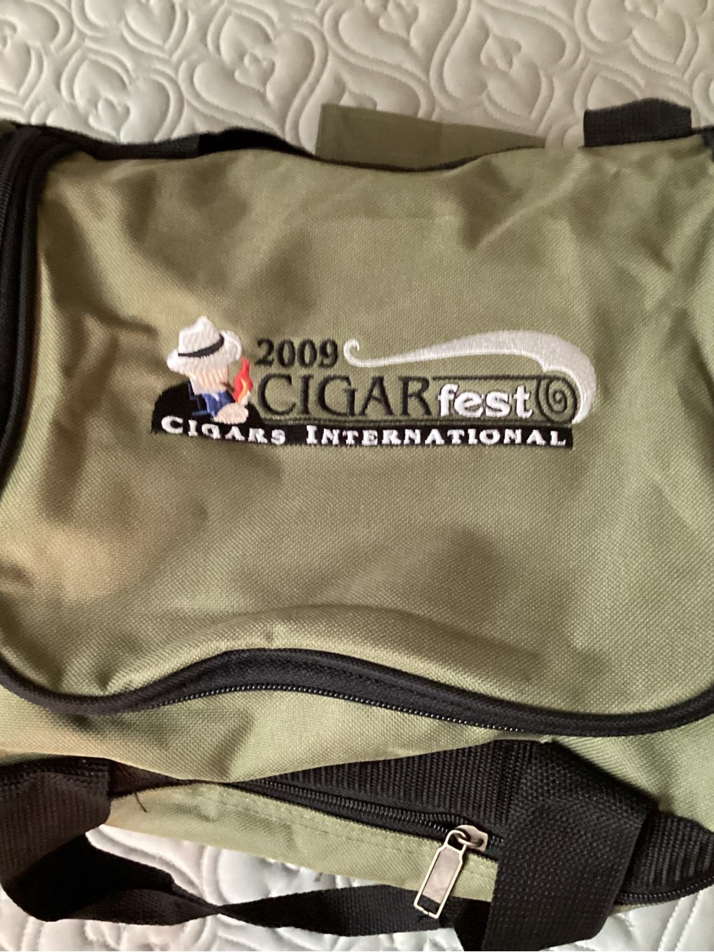2009 Cigarfest collectible, promotional duffel Travel Bag